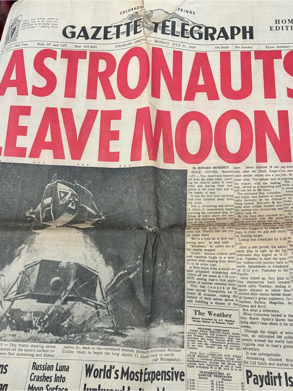 Vintage Gazette-Telegraph 'ASTRONAUTS LEAVE MOON' Front Page Newspaper
